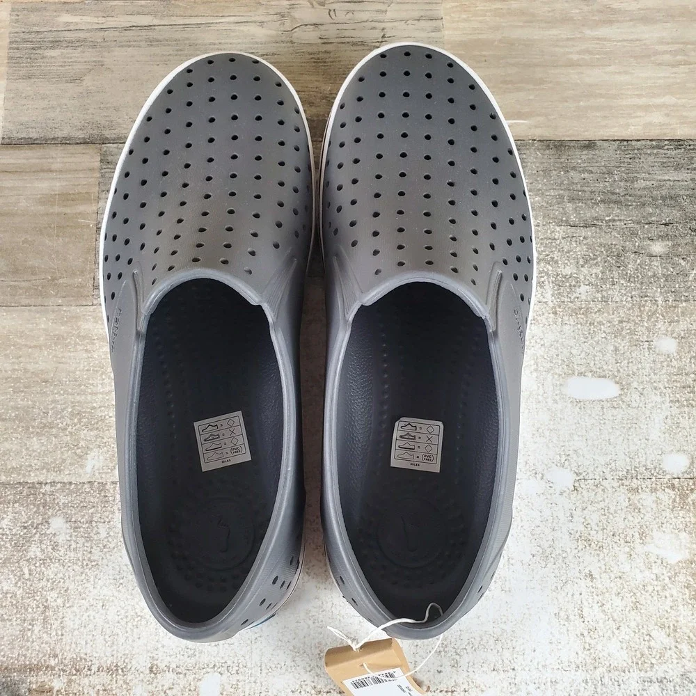 Native Miles Shoes Mens 8 / Womens 10 Dublin Gray Shell White Slip‎ On Sneakers